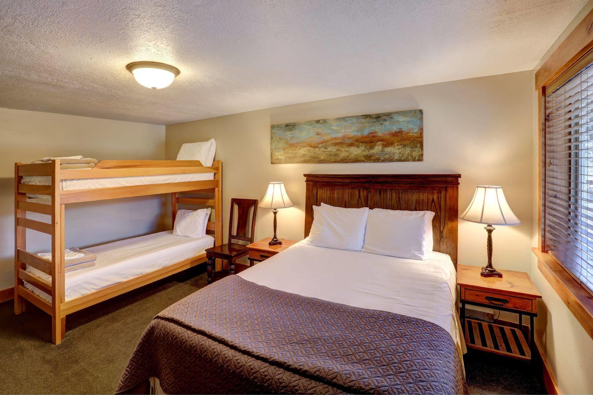 Beaver Creek Lodge ローガン エクステリア 写真