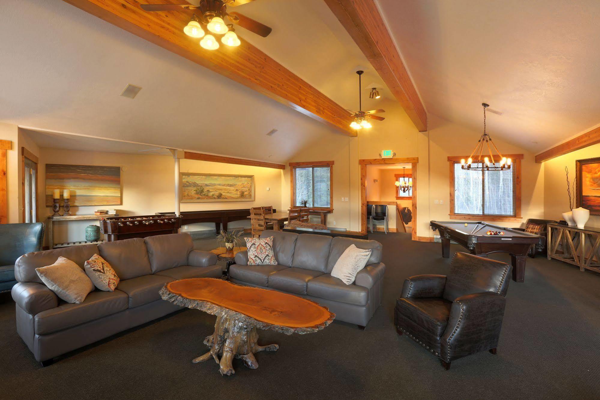 Beaver Creek Lodge ローガン エクステリア 写真